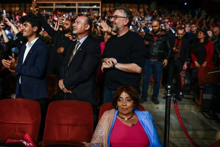 At the Crossroads of Turkey’s Society: The transgender Candidate Esmeray